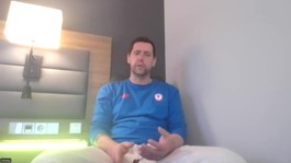 FAIR PLAY: Hlavaj sa postavil na hlavu. Pri Slafkovského góle by vyskočil aj človek o barlách