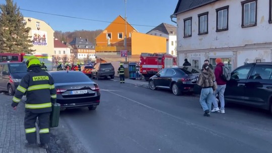 Streľba na českej radnici si vyžiadala jednu obeť, strelec je tiež mŕtvy