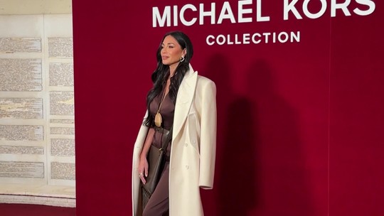 Celebrity vrátane Umy Thurmanovej a Mary J. Blige na módnej prehliadke Michael Kors