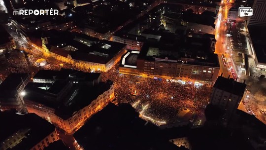 Jedinečné zábery z dronu na protivládne protesty v Bratislave