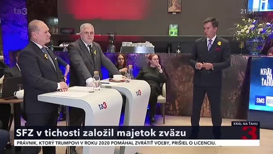 Král na ťahu: SNS versus SaS