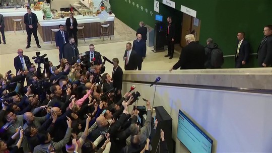 Vojna sa musí skončiť. Trump poslal odkaz do Kremľa a avizuje stretnutie s Putinom