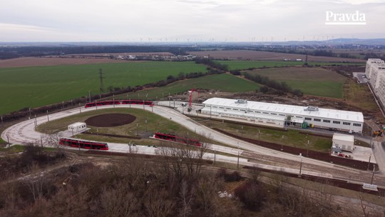 Konečná električiek v bratislavskej Petržalke, zábery z dronu