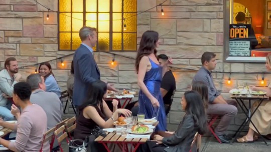 Najväčšie tajomstvo odhalené! Toto je muž, ktorý počaroval slávnej hrdinke Diabol nosí Pradu 2