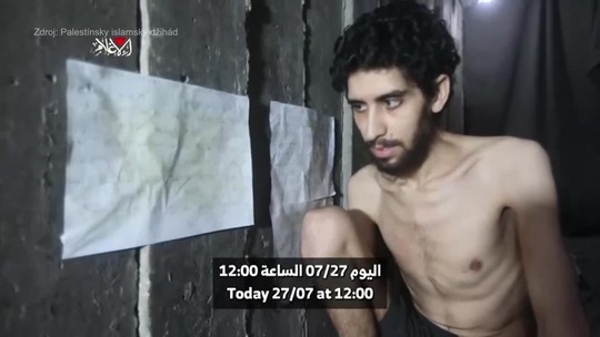 Hamas zverejnil video, ktoré šokovalo Západ. Som v zúfalom stave, nemám ani vodu, hovorí jeden z vychudnutých izraelských rukojemníkov