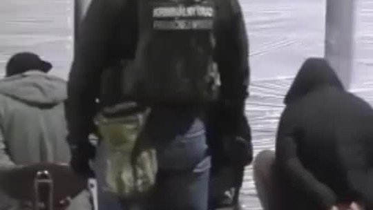 Daňoví kriminalisti odhalili na východe jednu z najväčších nelegálnych výrobní cigariet