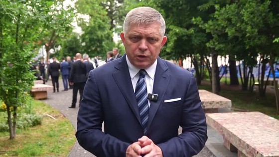 Fico si vyjasňoval pozície s Kallasovou