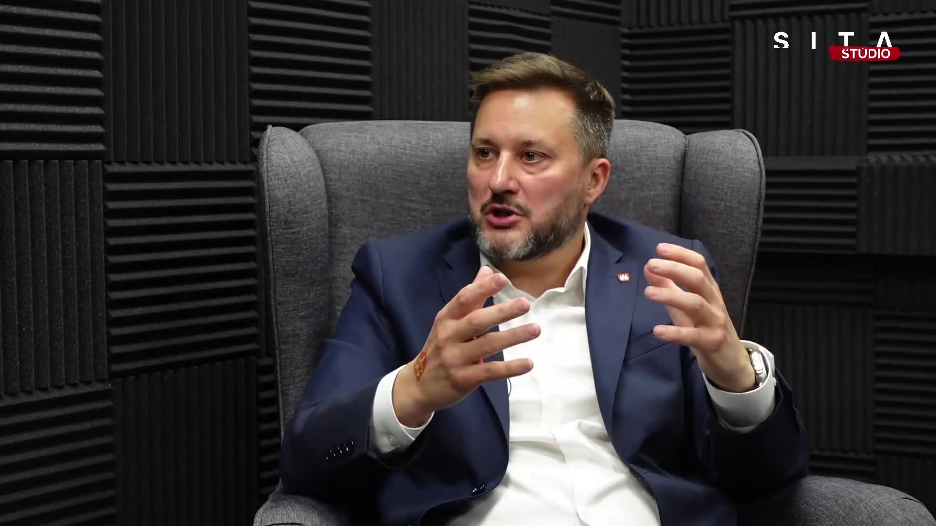 Vallo: Z Bratislavy vzniká silné mesto. Nebojujem proti autám v meste ...